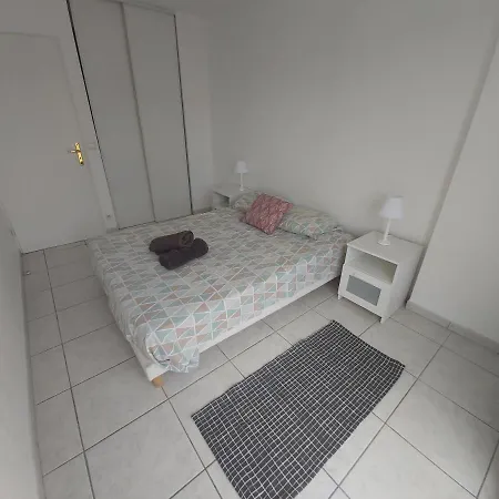 Centre, Grand T2 Balcon Pkg, Gare 600m, Tres Calme 公寓
