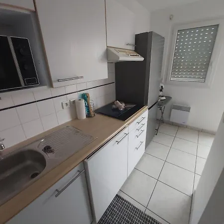 Appartement Centre, Grand T2 Balcon Pkg, Gare 600m, Tres Calme *