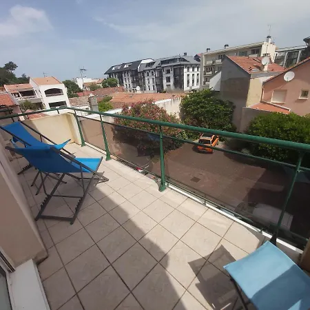 Centre, Grand T2 Balcon Pkg, Gare 600m, Tres Calme * 阿卡雄